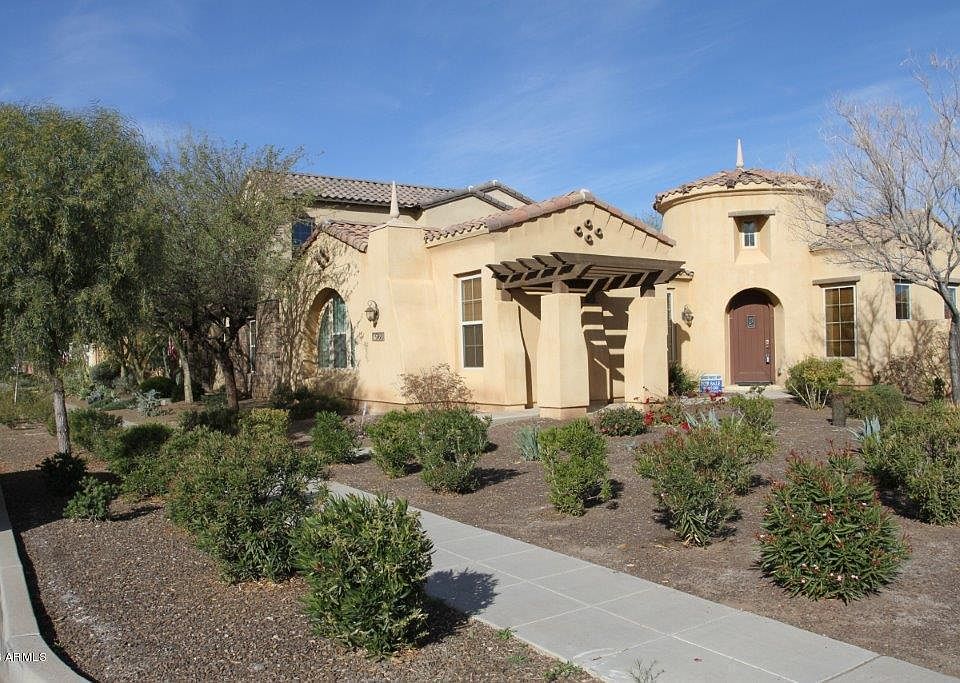 1st image of 15168 W Columbine Dr