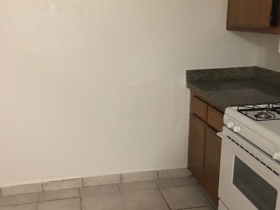 4th image of 11825 Ambrosio Dr