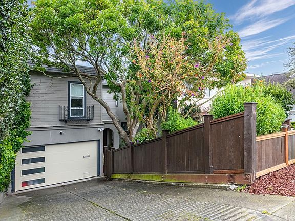 3rd image of 822 Pacheco St