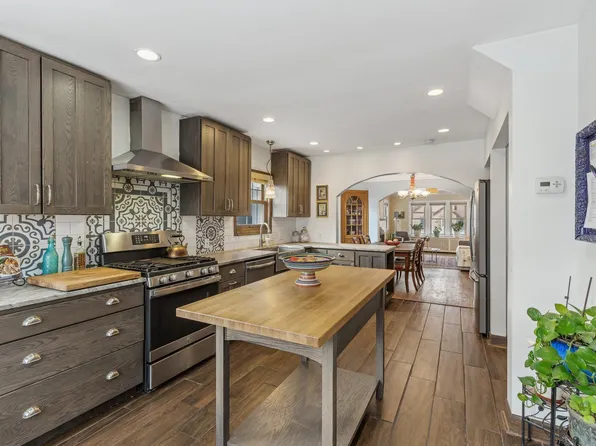 437 Upton Ave S, Minneapolis, MN 55405