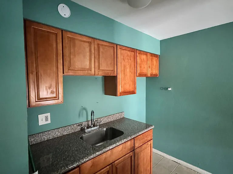 1215 Truxton St #101 — Photo 5