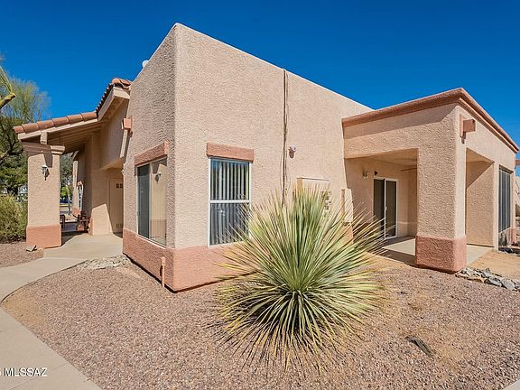 2nd image of 1580 N Paseo La Tinaja