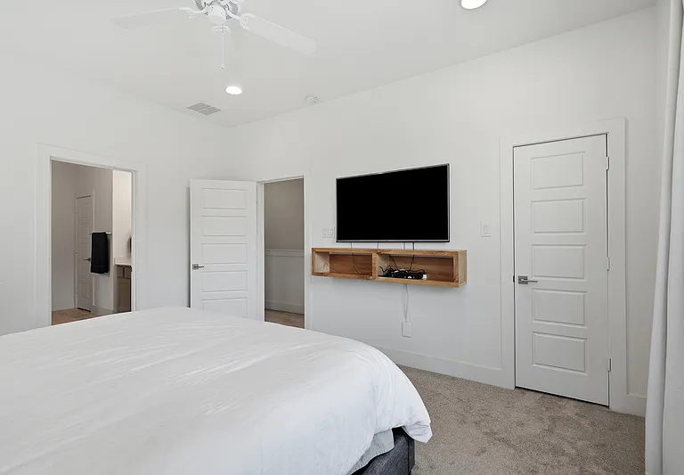2817 Stanley Ave #1 — Photo 19