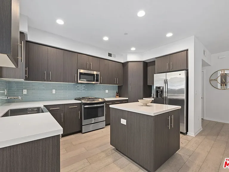 11912 Laurelwood Dr #201 — Photo 13