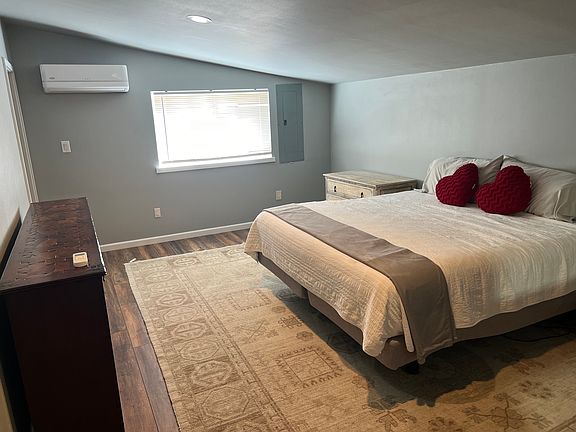 2nd image of 113 Mooney Cir #201