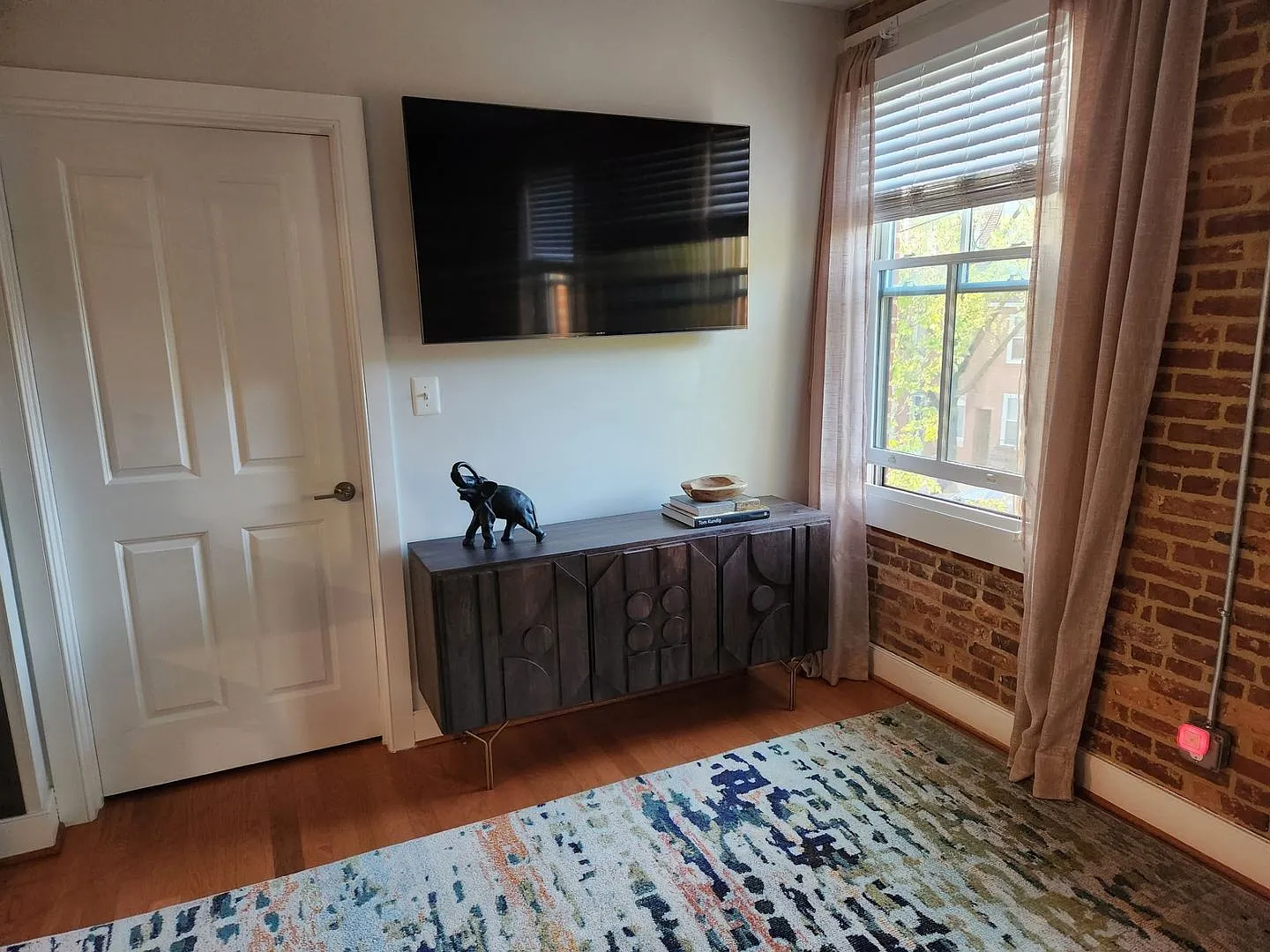 O'Donnell Apartments — Photo 4