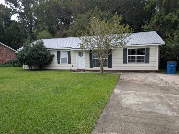 102 Lisa Dr, Summerville, SC 29485