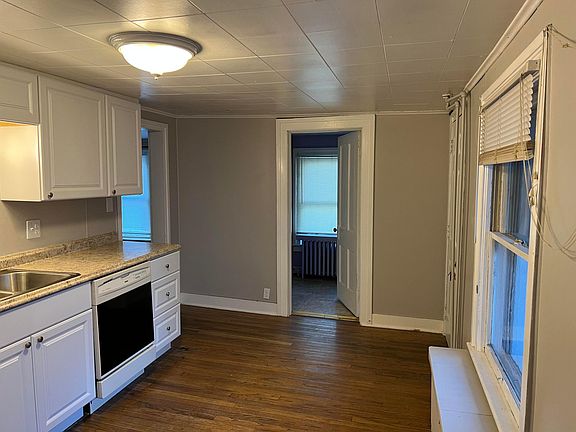 2nd image of 9 Malden St #9A