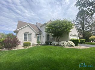 9024 Stonybrook Blvd, Sylvania, OH 43560