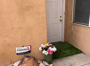 621 Desert Dr SW, Albuquerque, NM 87105