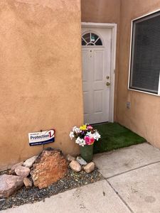 621 Desert Dr SW, Albuquerque, NM, 87105