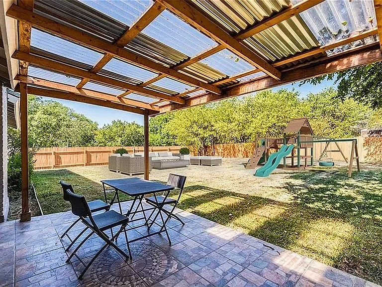9400 Mountain Quail Rd — Photo 23