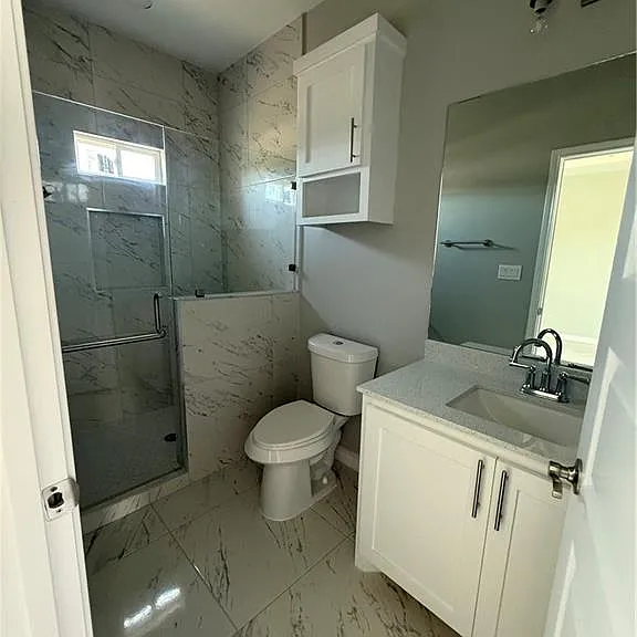3806 Rosewood Ln #3 — Photo 6