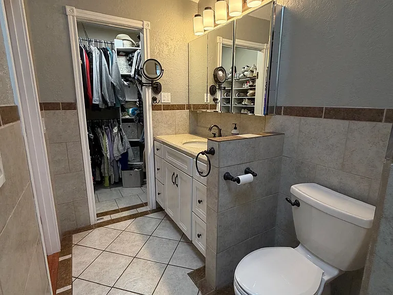 7815 Cervin Dr — Photo 8