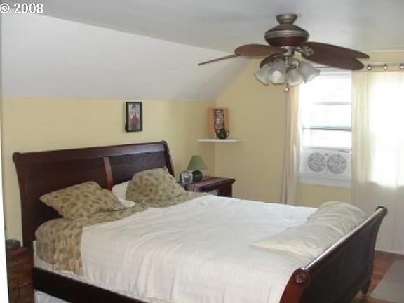 Master bed