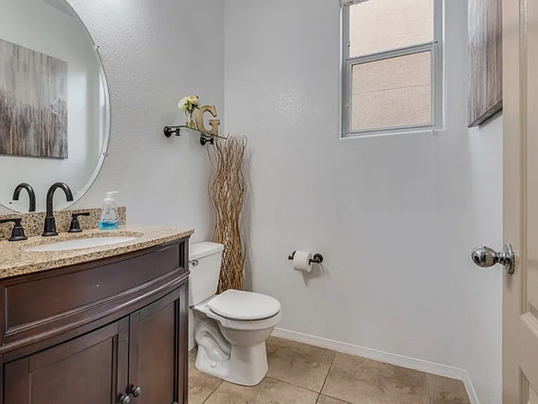 10625 Thor Mountain Ln — Photo 3