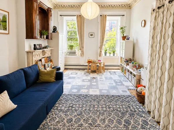 208 5th Street image 1 of 10