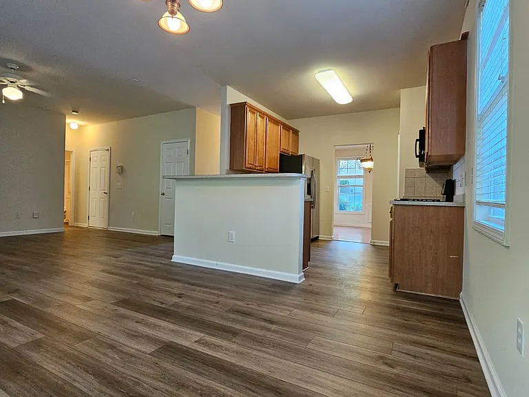 111 Shairpin Ln — Photo 7