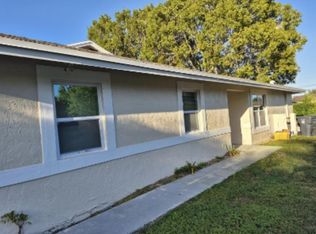 1420 White Pine Dr, Wellington, FL 33414