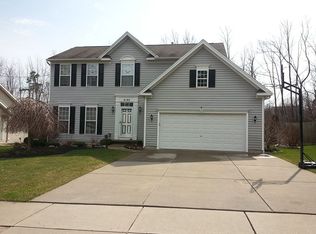 6185 Versailles Rd, Lake View, NY 14085