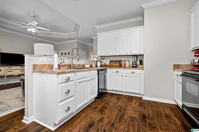 2931 Summit Dr — Photo 6