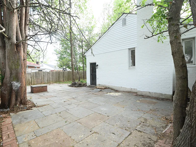 3506 Harrell St — Photo 48