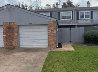 531 Yorktown Ln, Beaumont, TX 77707