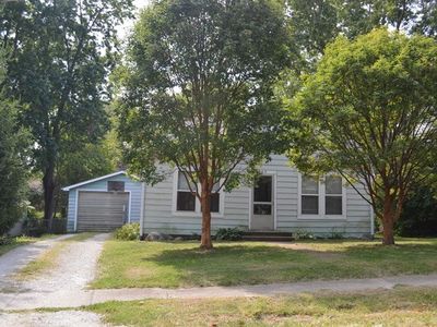405 E State St, Mahomet, IL, 61853