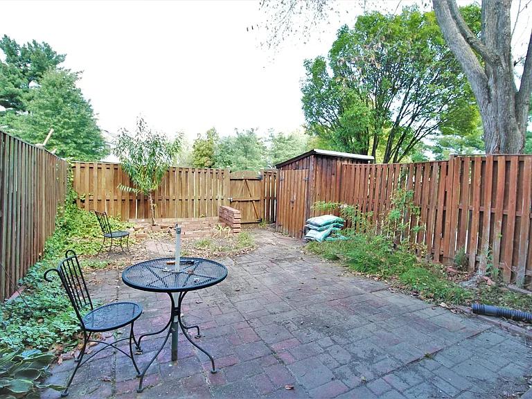 6603 Forbush Ct — Photo 10
