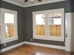 910 Renners Ct, Houston, TX 77007