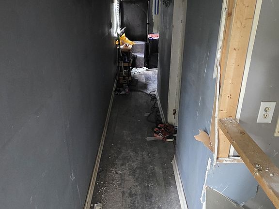 4th image of 304 Highway 70a E Unit D