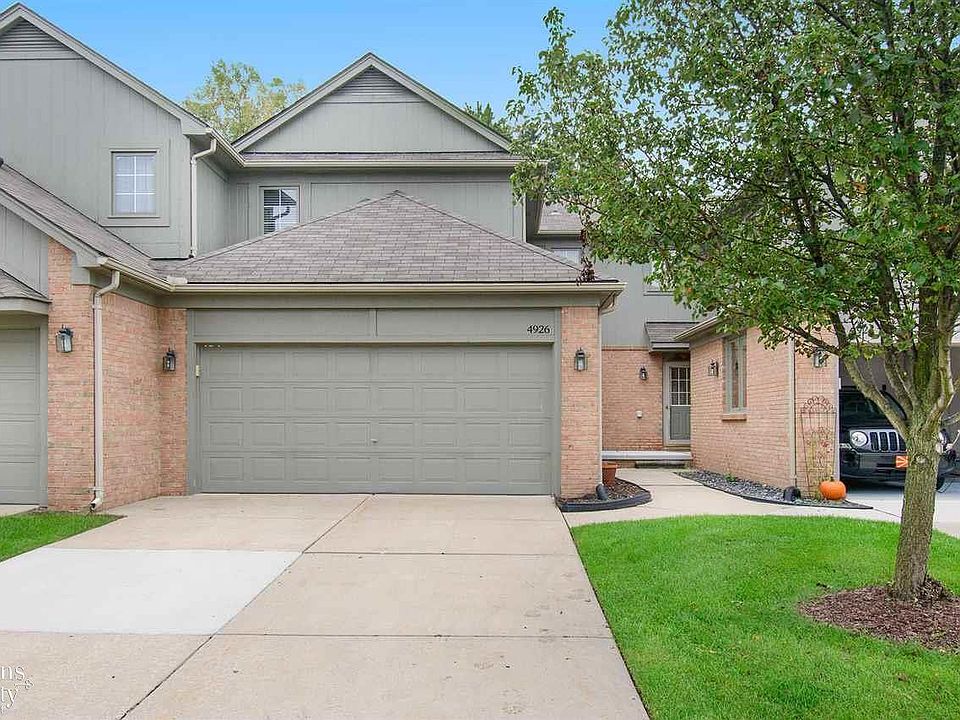 1st image of 4926 Royal Cove Dr