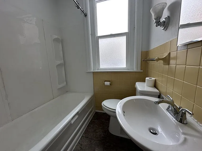 809 Chestnut St — Photo 8