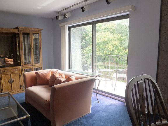 3rd image of 111 Dehaven Dr APT 320