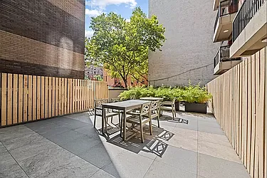 Rented by Living New York