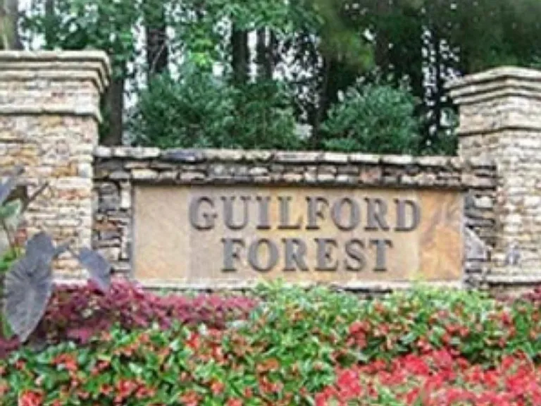 940 Forest Overlook Dr SW — Photo 2