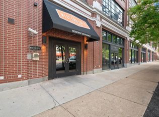 4100 Forest Park Ave #402, Saint Louis, MO 63110