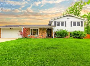 3914 W Rollins Rd, Columbia, MO 65203