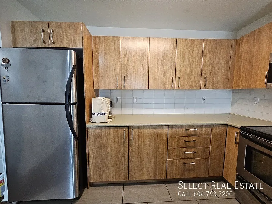 2 bed, 700 sqft, $1,450 — Photo 3
