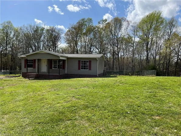 426 Troy McElrath Rd, Lexington, NC 27295