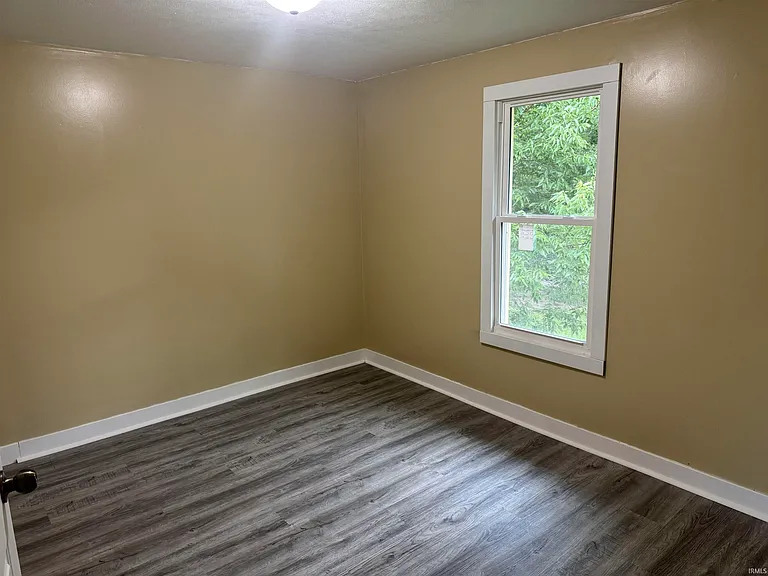 1134 N Johnson St — Photo 17