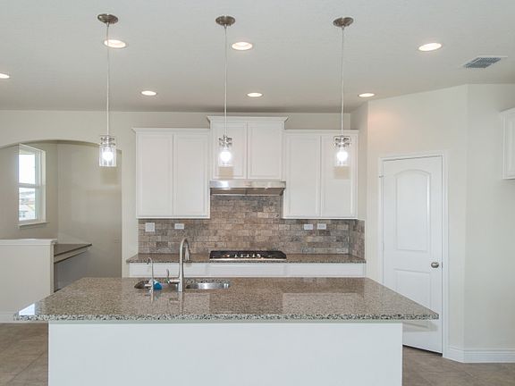 Spacious Eat-In Kitchen