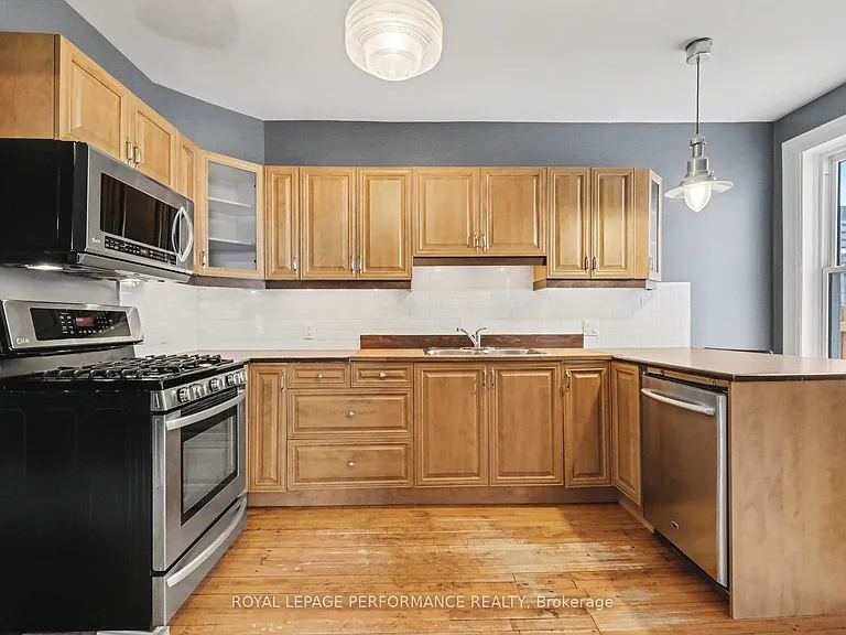 506 Wentworth Ave — Photo 12