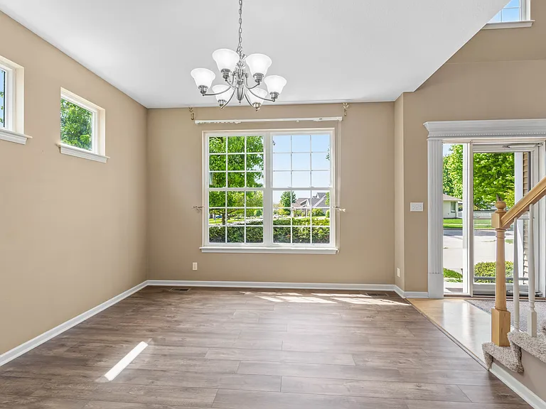 3902 Valley View Rd — Photo 10