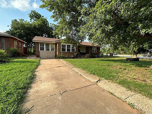 2nd image of 4413 SE 20th St