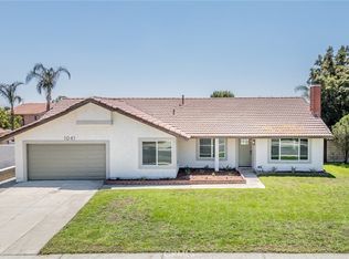 1041 N Sunset Cir, Rialto, CA 92376