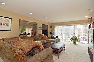 1st image of 865 Mountain Dr