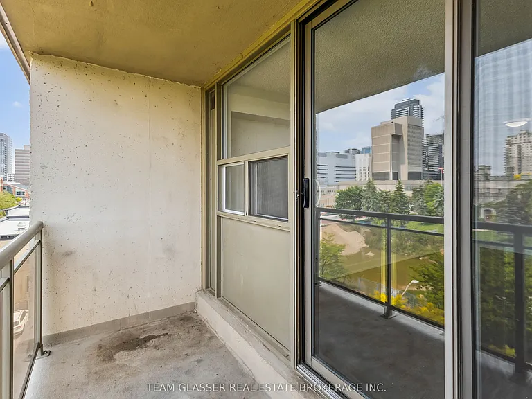 21 King St #1201 — Photo 12