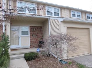 1822 Brentwood Dr #529, Troy, MI 48098