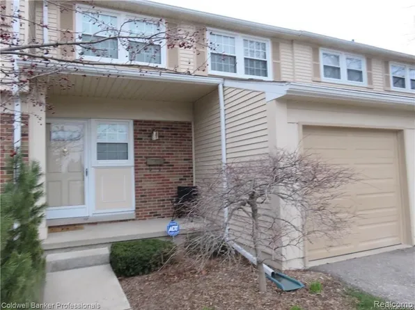 1822 Brentwood Dr #529, Troy, MI 48098
